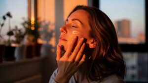 Cuidar da pele pode ser muito mais do que aplicar produtos, pode ser um momento de silêncio, presença e